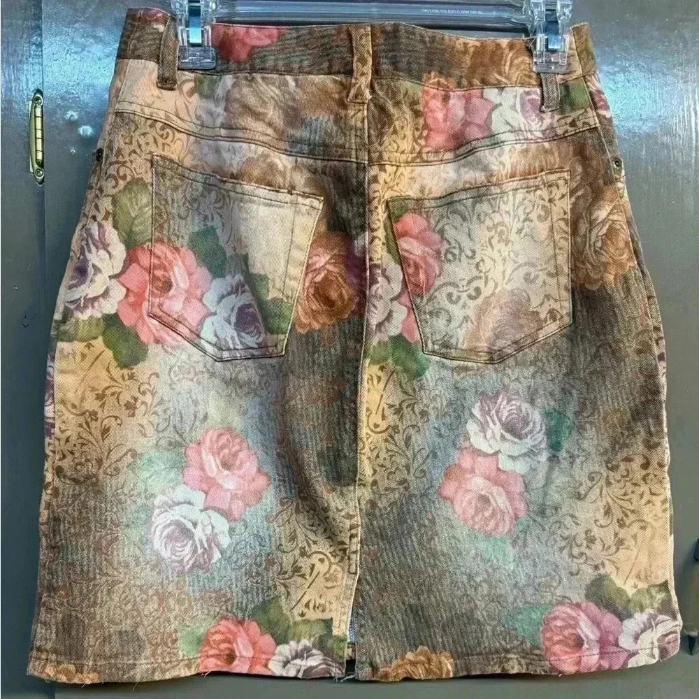 Newport News Jeanology Collection Floral Denim Skirt Size 10 - Picture 3 of 9